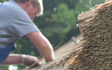 professional Manningford Bohune thatchers